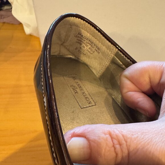 AK Anne Klein iFlex Patent Leather Loafer - 8.5 - Picture 4 of 6